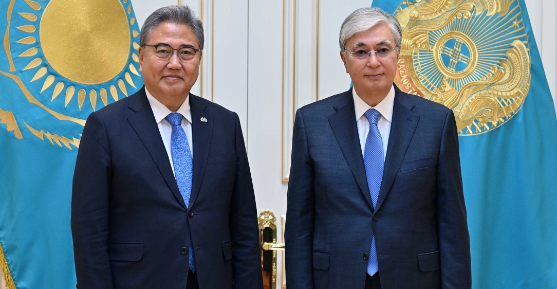 박진 장관, 카자흐스탄 대통령 예방