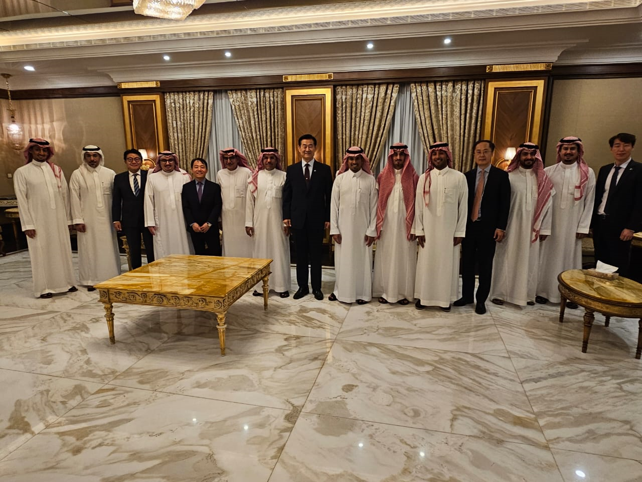 سعادة السفير يحضر مأدبة عشاء بدعوة من الجانب السعودي لمجلس الأعمال الكوري الجنوبي السعودي