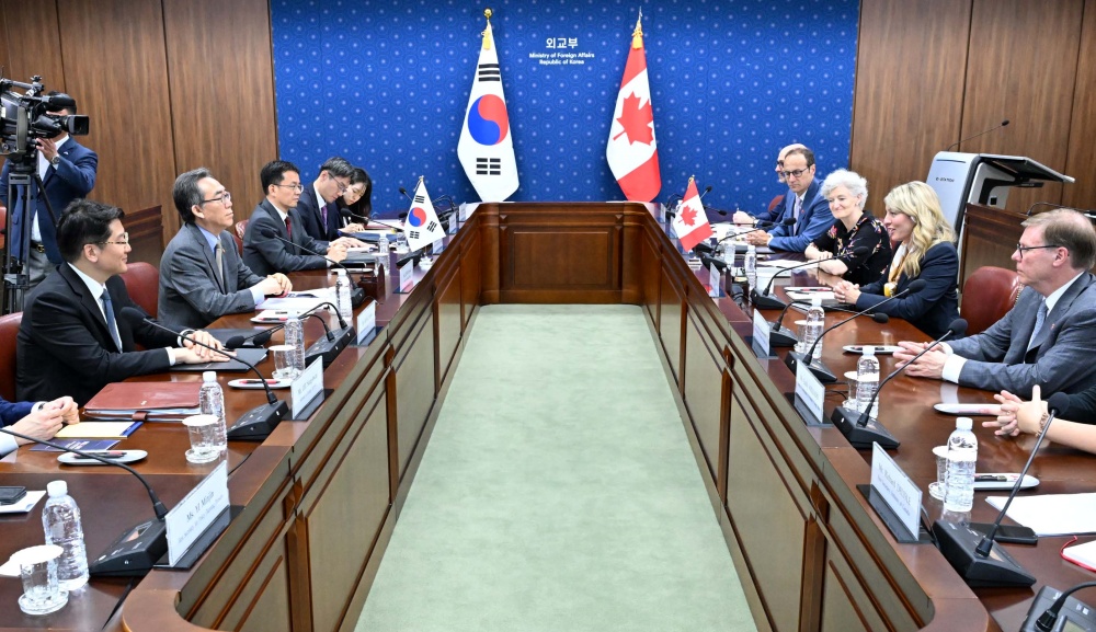 조태열 장관, 한-캐나다 외교장관회담 개최
