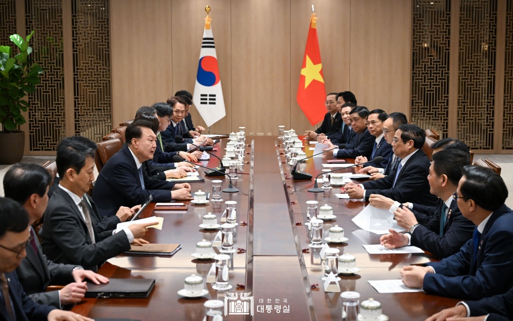 윤석열 대통령, 베트남 총리 공식방한 계기 접견(7.2)