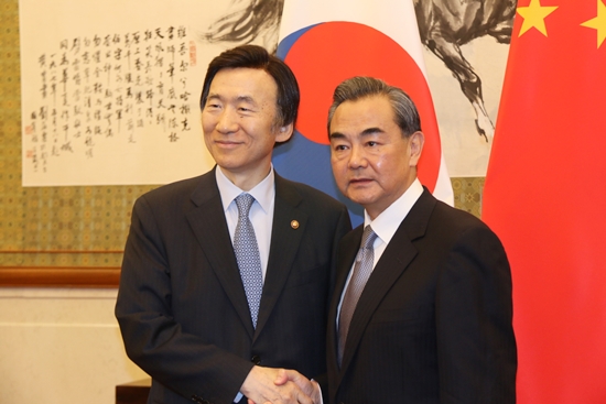 CICA 외교장관회의 참석 계기 왕이(Wang Yi) 외교부장과 한‧중 외교장관 회담 개최